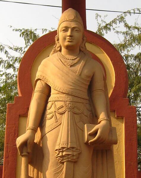  Chandragupta Maurya with the help of Chanakya defeated the last Nanda emperor Dhana Nanda and laid the foundation for the Mauryan Empire.