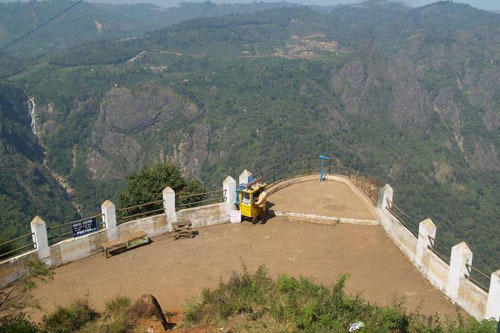 Dolphin Nose in Coonoor