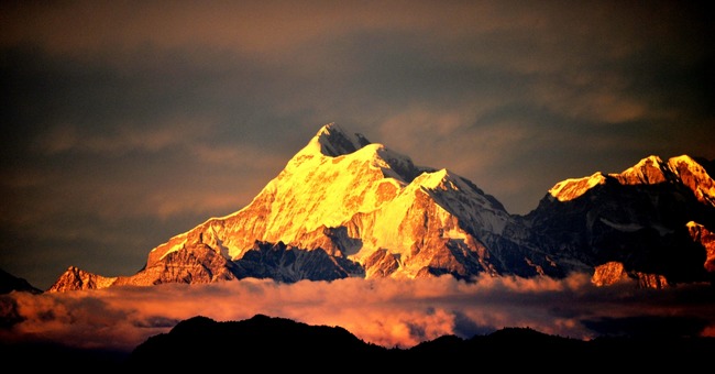 Sun rays falling on Nanda Devi