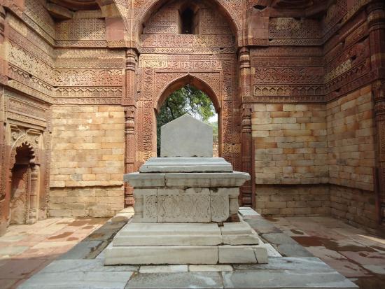 Iltutmish tomb