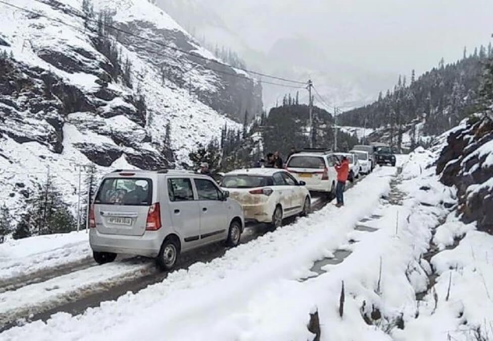 Skiing at Manali