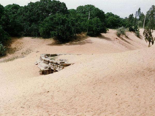 Talakadu is a desert like town located at a distance of 45 km from Mysore district on the banks of river Kaveri.