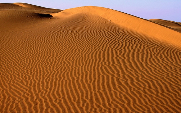 There is a desert in Tamil Nadu and the dunes are red