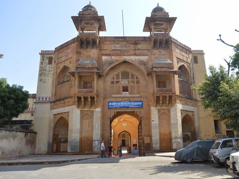 Akbari Fort Museum