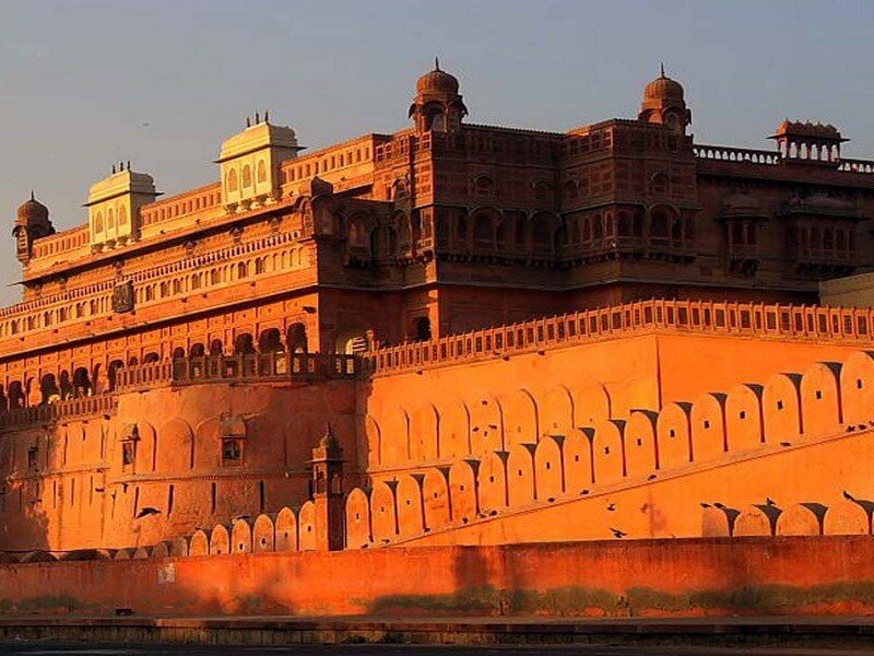 Bikaner Tourism- Bikaner is an important city located in the northwest of Rajasthan, India. Rao Bika Rathore established the city of Bikaner in 1488 AD