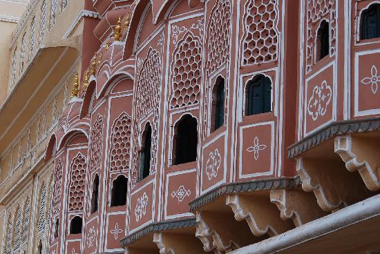 Jharokhas of Hawa Mahal