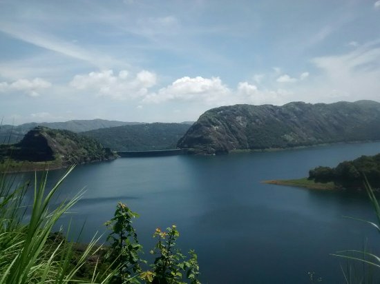 Idukki is one of the most important districts in Kerala India which was formed on 26th January 1972 after bifurcating it from Kottayam district. 