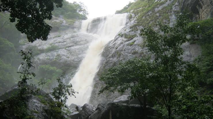 Palaruvi Waterfall