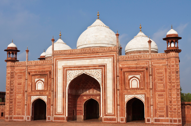 Entrance to Taj Mahal